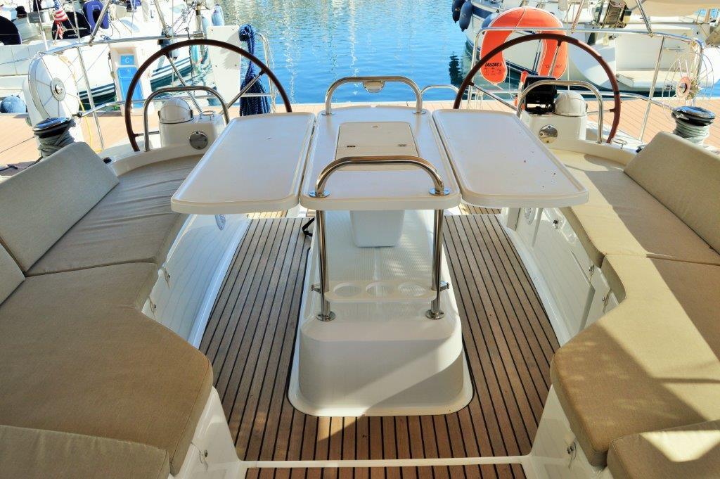 yachts-630-0ad4c7ee-4429-4431-8964-8fc0a477d660.jpg