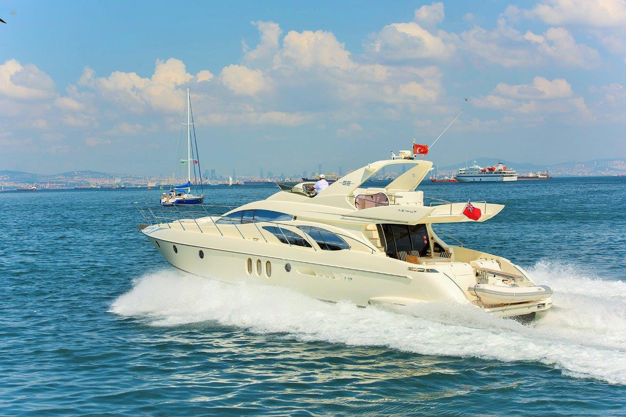 yachts-673-74b691d4-05c8-4b4c-aa7f-410b05d87cc1.jpg