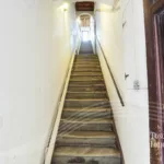 RIF 3035 Treppe zur Wohnung