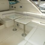 Sea Ray 470 Sundancer Express Cruiser - Cockpit table