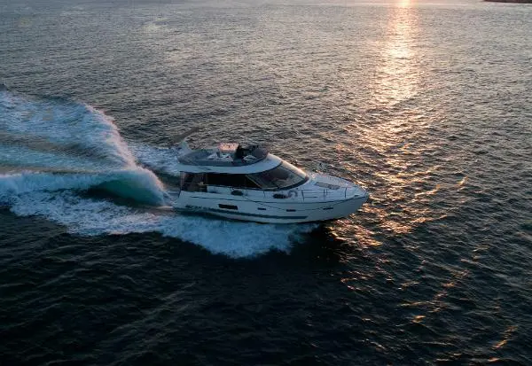 Sealine F42