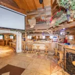 KITZIMMO-Restaurant-Bar-direkt am Lift in Brixen.