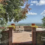 RIF 2967 Terrasse mit Ausblick