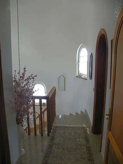 properties-26247-tfm657_einliegertreppe.webp