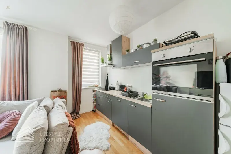 Lichtdurchflutete 2-Zimmer Wohnung, Nähe Floridsdorfer Bahnhof by Lifestyle Properties, Stock-im-Eisen-Platz 3