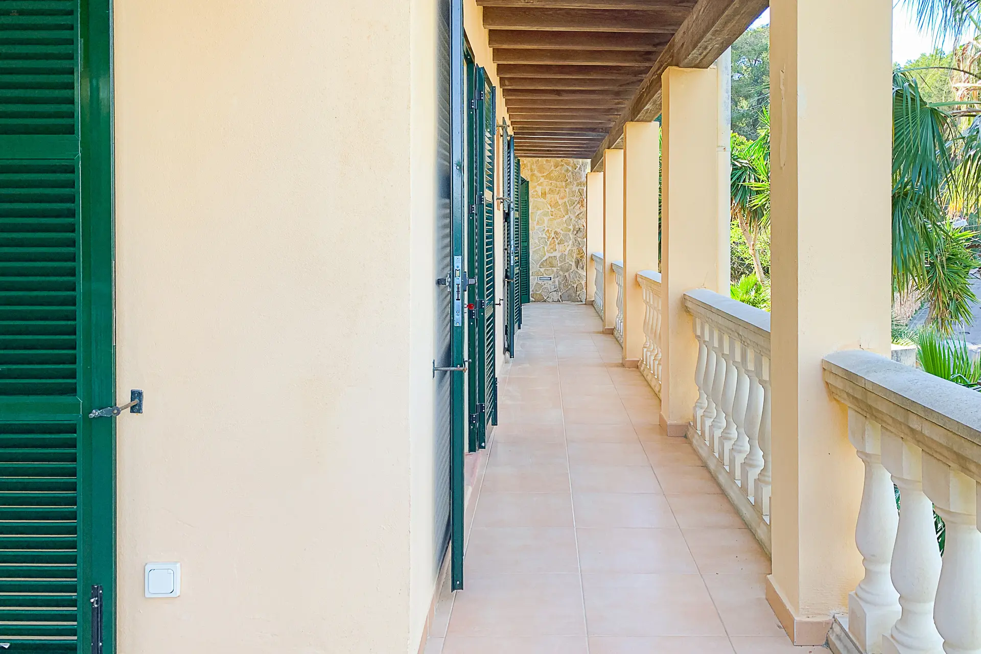 Balkon für alle Schlafzimmer