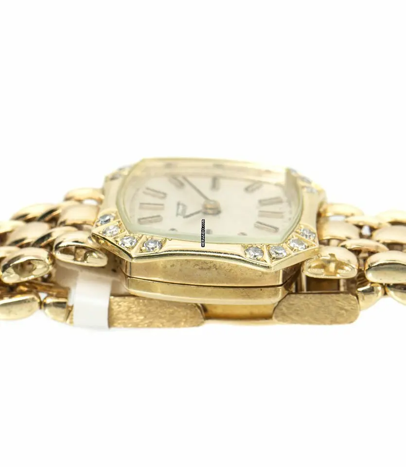 watches-114307-8042202-qubbg8rf6112ptv9kwq7sori-ExtraLarge.webp