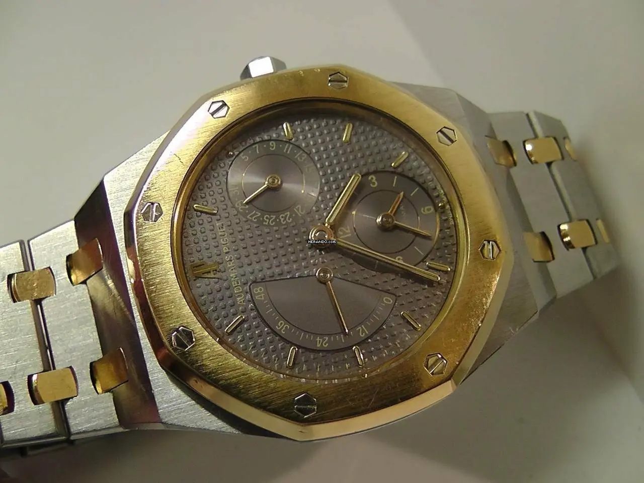 watches-17016-6837697k_xxl.webp