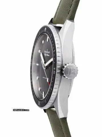 watches-181733-13214850-0d7nlueq9ccf2k4wjanh7ai6-Large.webp