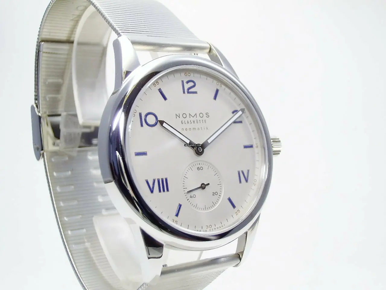 watches-189551-14393454-kgv3qcszuhtdhrjntcgd1inu-ExtraLarge.webp