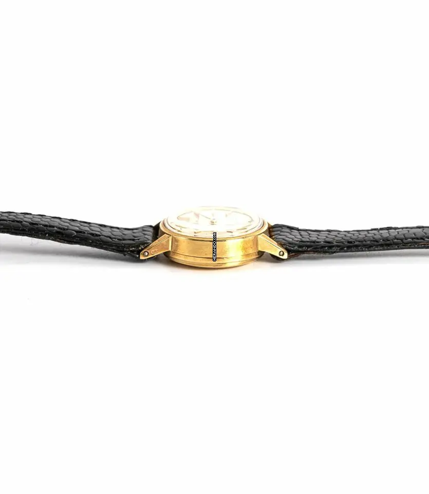 watches-191791-14515591-1bi86veb7584qq4solpsqoj3-ExtraLarge.webp