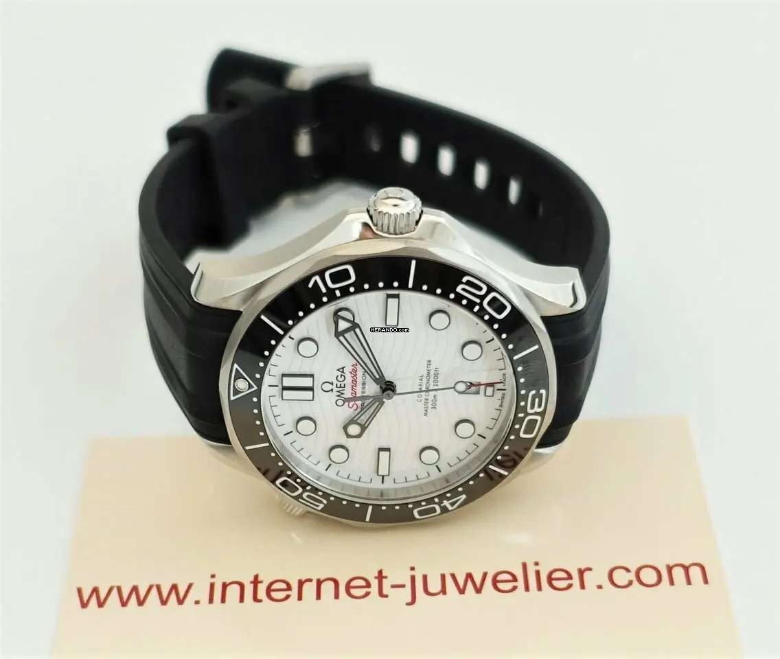 watches-194048-14646333-rr769oitv9egsw4cvrzam9ue-ExtraLarge.webp