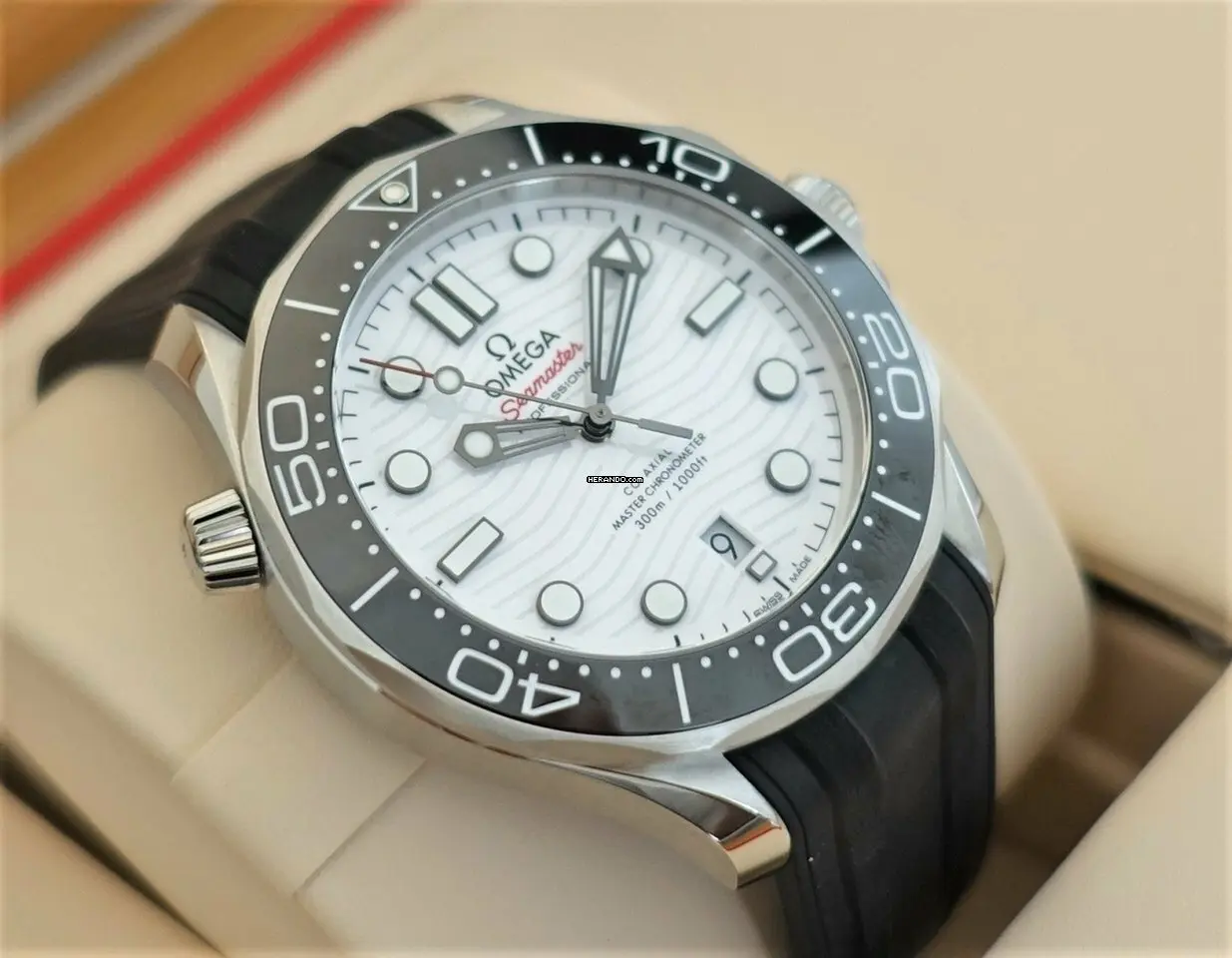 watches-194048-14646333-u74qxsb5rwwjwl8fdkyql7uc-ExtraLarge.webp