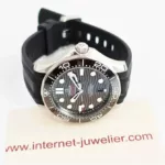 watches-194049-14717021-rm4qsftydctddof5b0h12xhp-ExtraLarge.webp