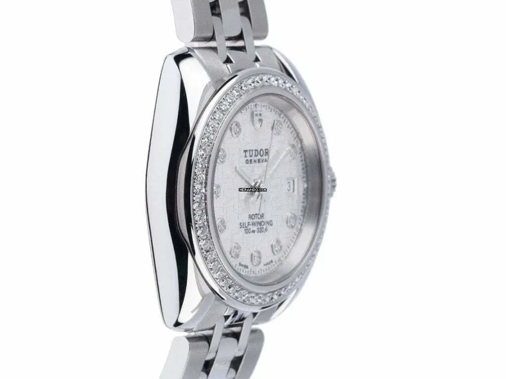 watches-195870-14634285-3dbdr92h93uc6uz406cz1d04-ExtraLarge.webp