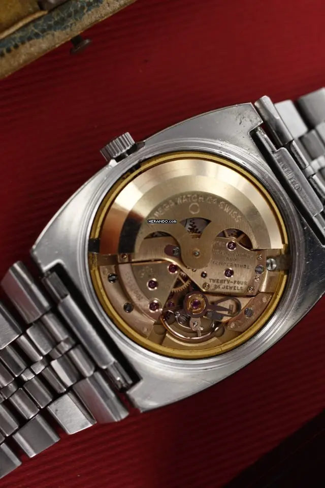 watches-20810-7258124-4u3lce845p5w44jb5g0fo9ba-ExtraLarge.webp