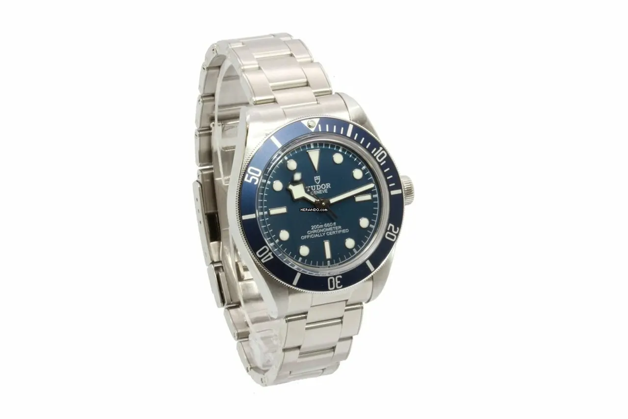 watches-215368-16476053-zvfohjguka7xp2uifv3uzkxo-ExtraLarge.webp