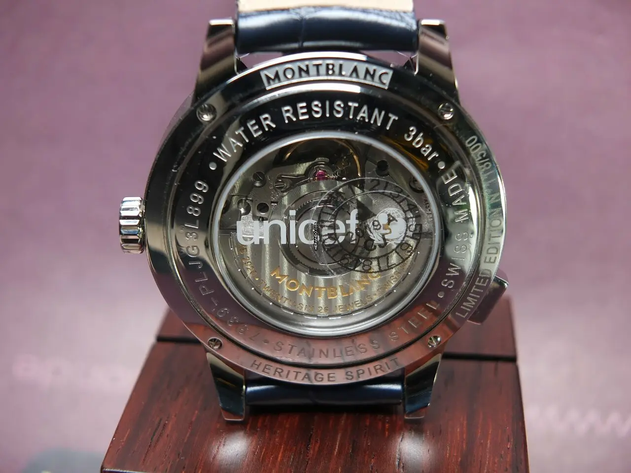 watches-228475-17685324-15y33h8e17k172jekt37iv0y-ExtraLarge.webp