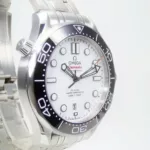 watches-232842-18126925-xdxyaerftdx4pjb2t02bp737-ExtraLarge.webp