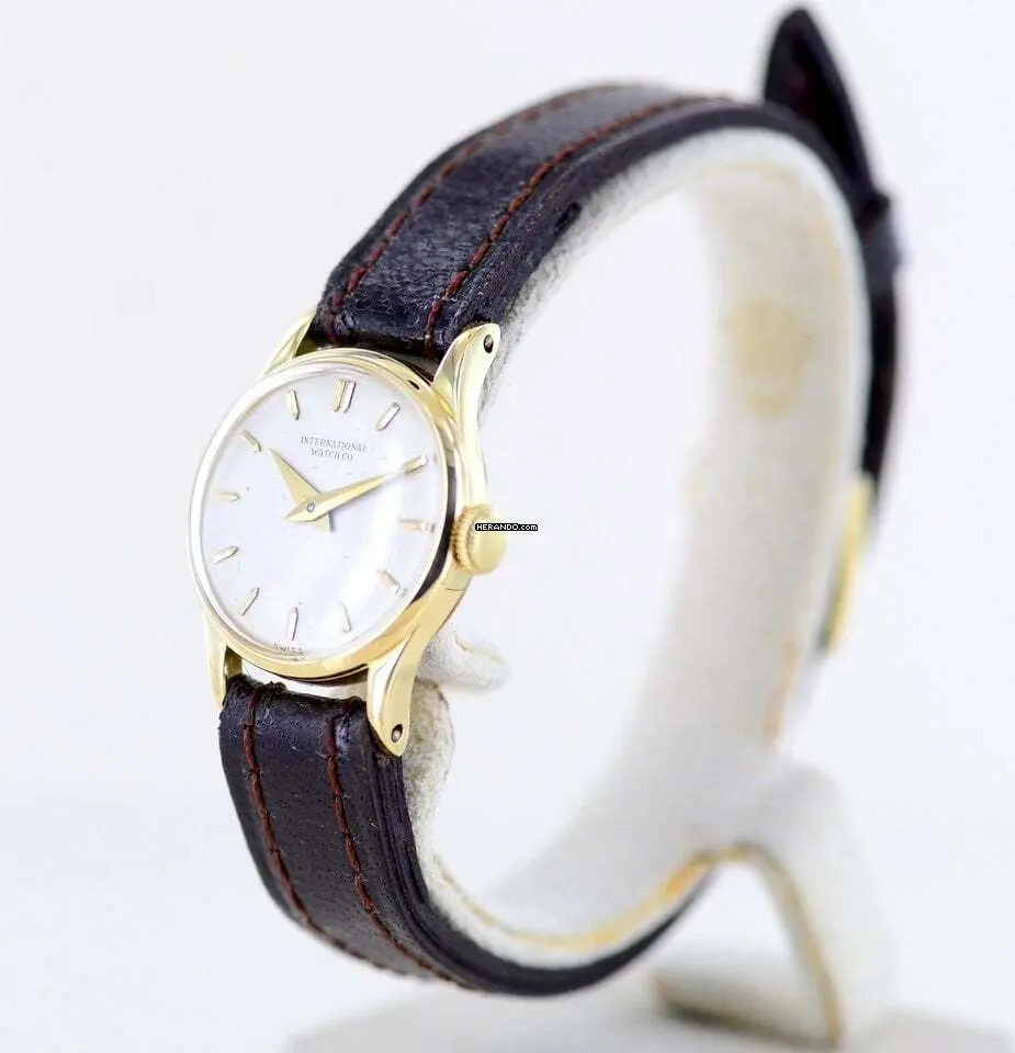 watches-257539-20390360-kkkm2743pf9jbuh1c15ateyk-ExtraLarge.webp