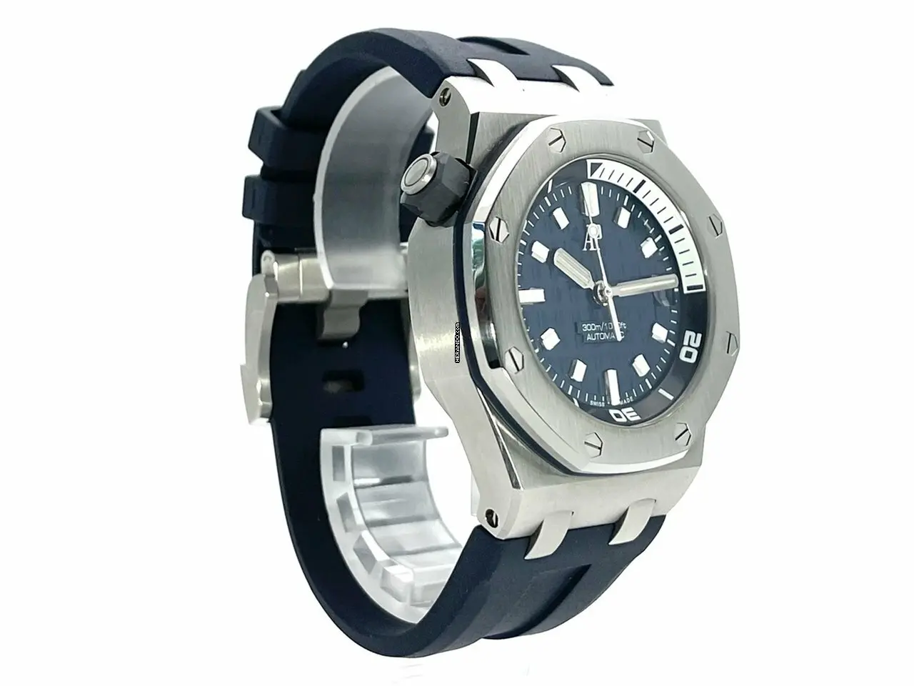 watches-262288-20754189-p4afha8iqvnoi3hyfsvn017f-ExtraLarge.webp