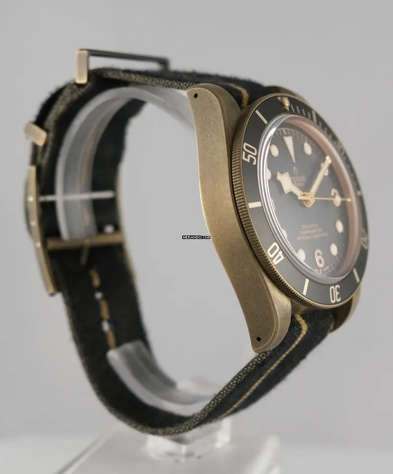 watches-262742-20837351-svd9bol1hlbq6po4xg8pplbq-ExtraLarge.webp