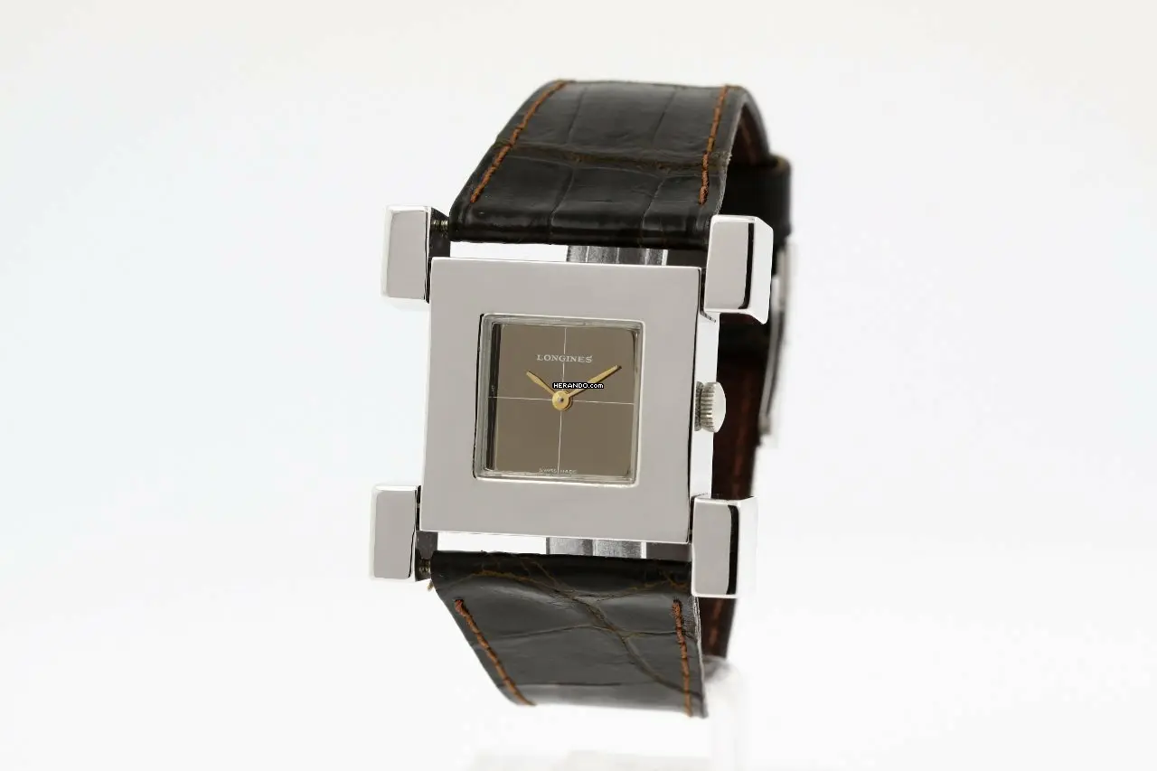 watches-265904-21135426-m6wcd9b5k1ukei5fcekotccd-ExtraLarge.webp