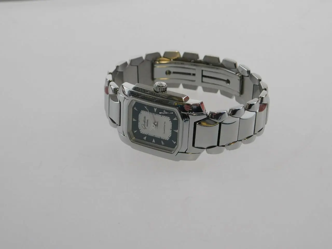 watches-271645-21674808-9xic99a2p3o1842fz3yzzc6x-ExtraLarge.webp