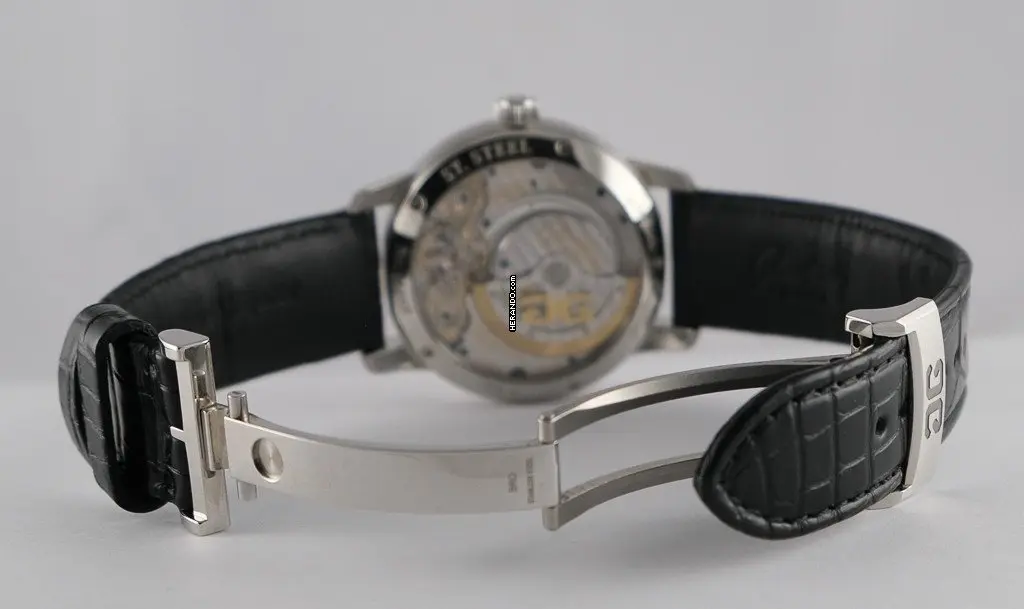 watches-273373-21818729-21uqcen1v12pf00isr5psc3e-ExtraLarge.webp