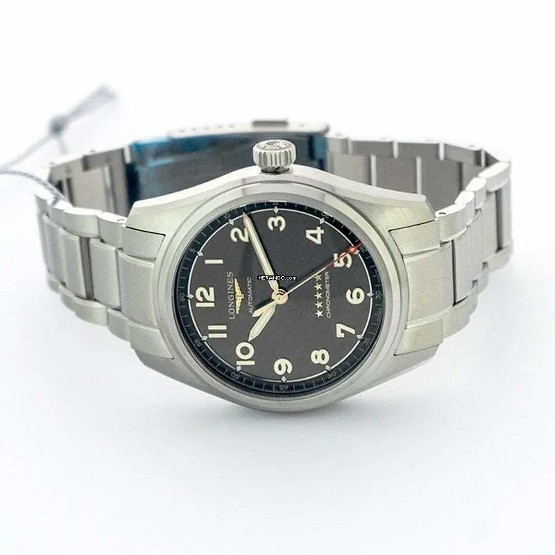 watches-278791-22432002-987dri4blpad7yitjw88055p-ExtraLarge.webp