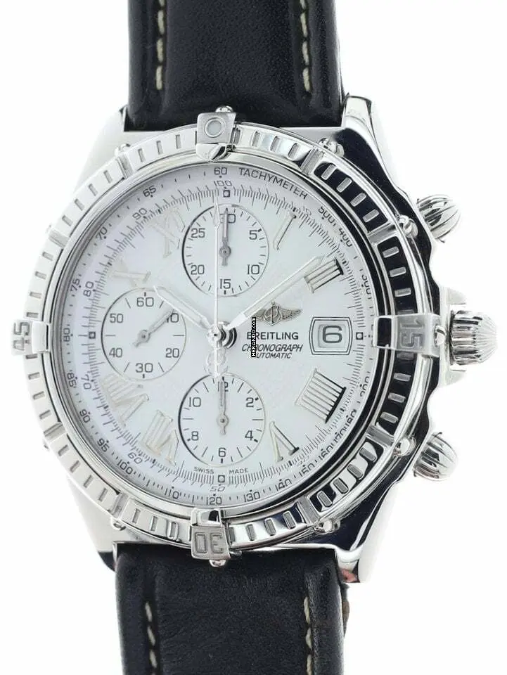 watches-279918-21092363-sdo555phxuavm2x2118kh2qd-ExtraLarge.webp