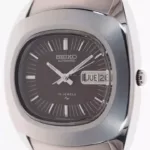 watches-281263-18595936-szcvncffloy9u4ag0av76ah1-ExtraLarge.webp