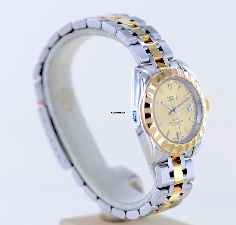 watches-281845-22763003-tw8ugcsmzmjg3gp0zi4n8d47-ExtraLarge.webp