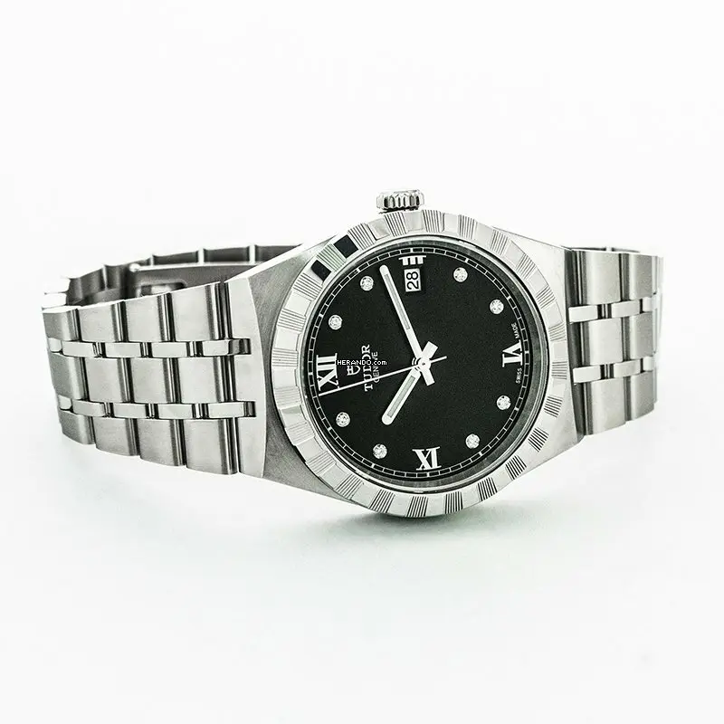 watches-282981-22661445-g17x8ees3msv8cumncsod1kq-ExtraLarge.webp