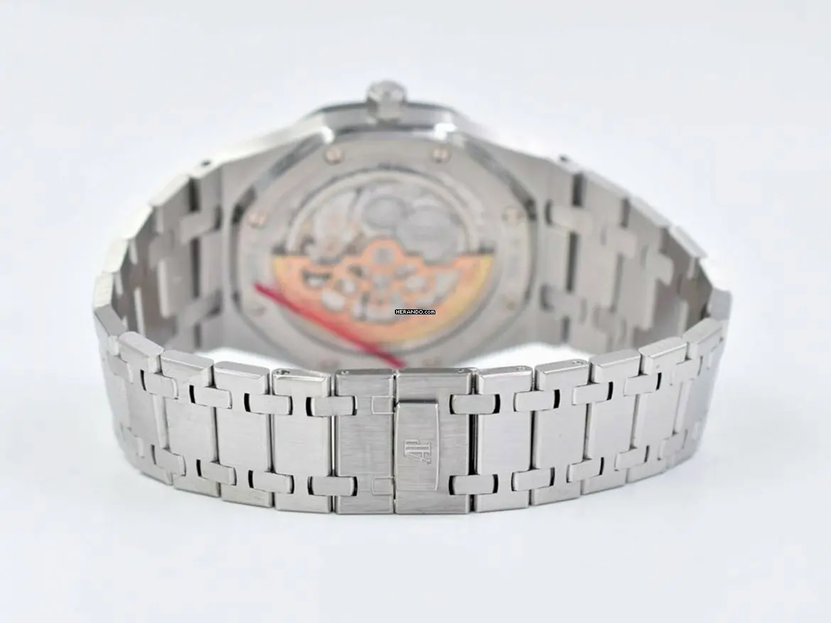 watches-283977-23019149-3119emwpaalk28o9klmoid83-ExtraLarge.webp