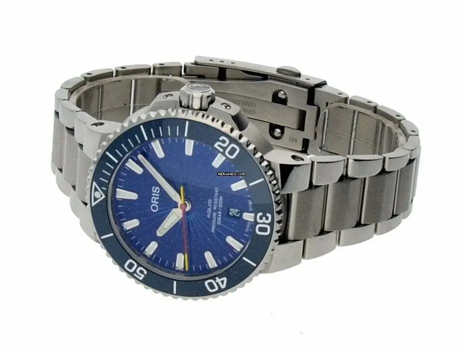 watches-289212-23710231-fxgem1e0hpf5py91syh4300y-ExtraLarge.webp