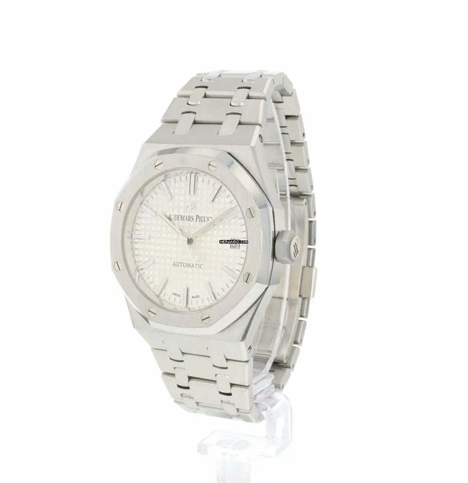 watches-290564-23818492-ii6g84227gr16pg0pzzhbbk8-ExtraLarge.webp