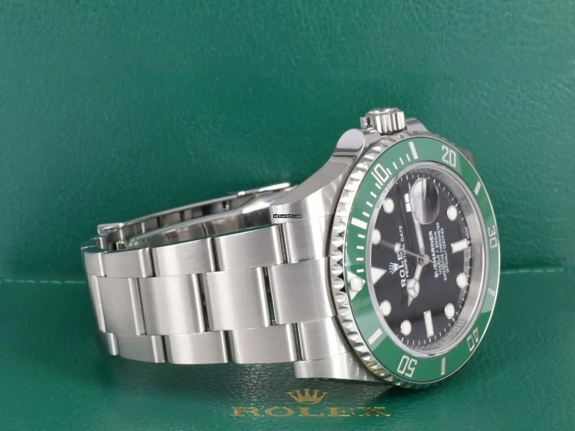 watches-294302-24180106-rccp697czs4j39cwy74hnhco-ExtraLarge.webp