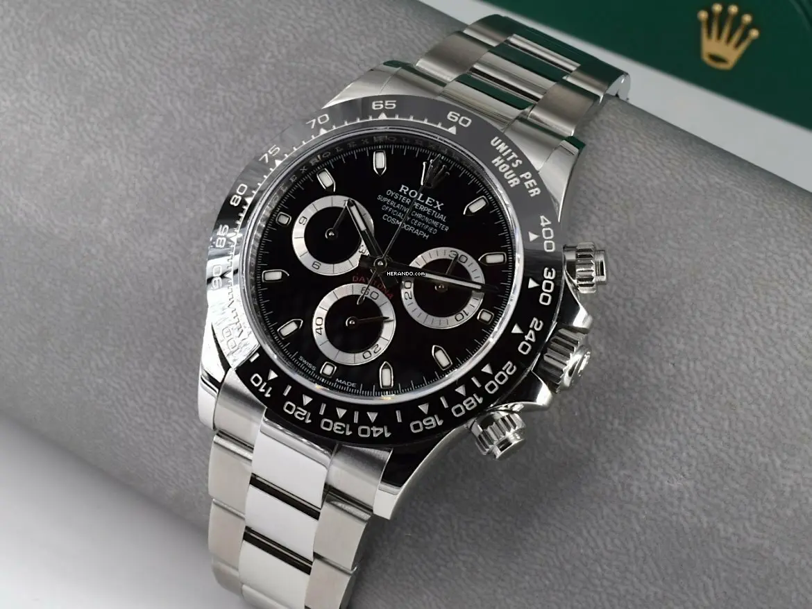 watches-294759-24278365-t0jrfk0ik4w390kezyjhhogr-ExtraLarge.webp