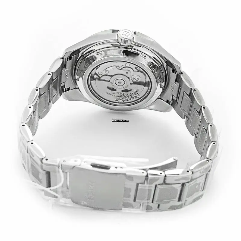 watches-296477-24419863-v365b8jdrx6rkt0i7xdhu1co-ExtraLarge.webp