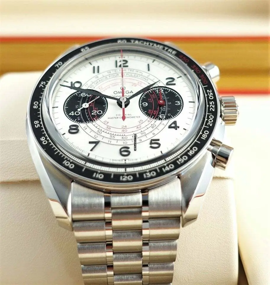 watches-297484-24667856-7ui2enele9r43pu03avzbc66-ExtraLarge.webp