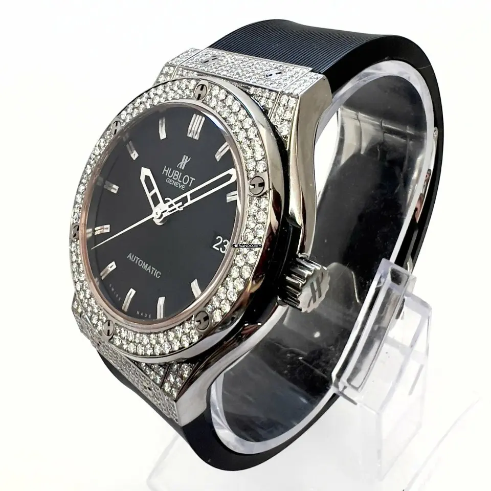 watches-299764-24989093-0zvv7q7bcj3l2l20568b8x1x-ExtraLarge.webp