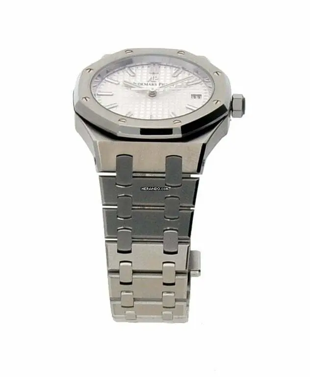 watches-301992-25232950-ia6grd76wlp14ad0mpqyayev-ExtraLarge.webp