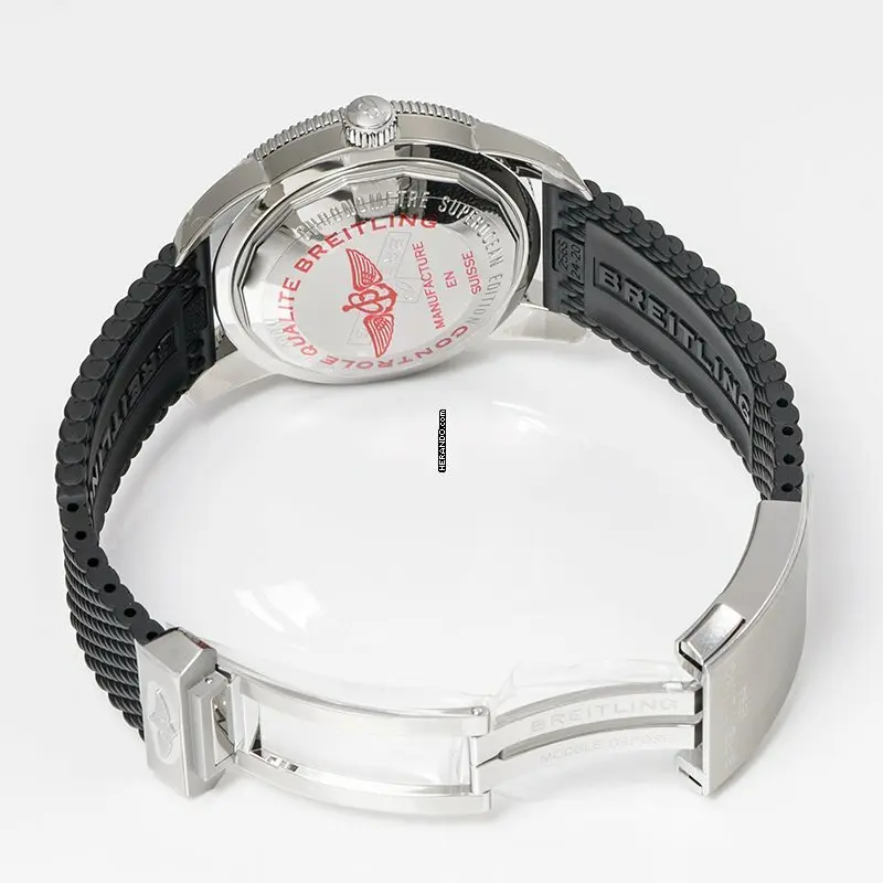 watches-302070-25239302-4z0tgxdxcmsifys8zml4bmhg-ExtraLarge.webp