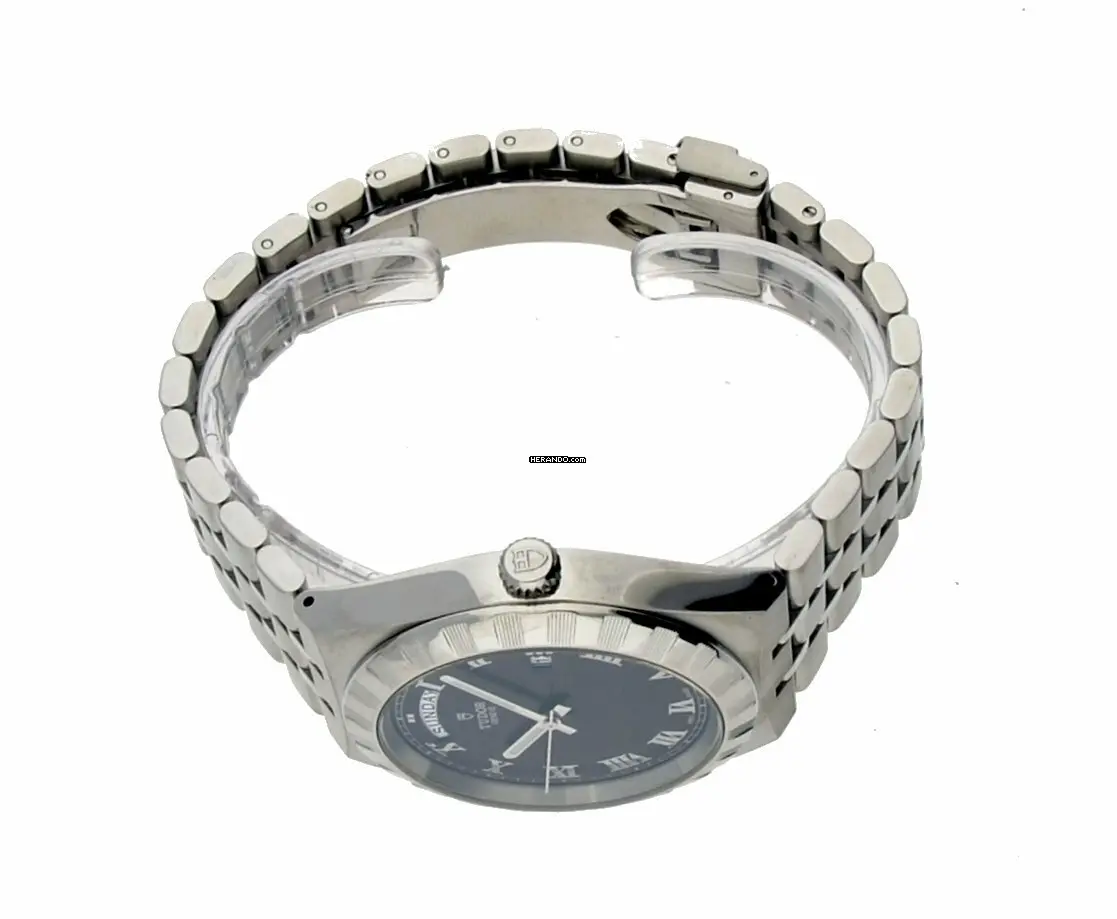 watches-303313-25371355-7kcqzj5z93dw6n3eo1l9p1n7-ExtraLarge.webp