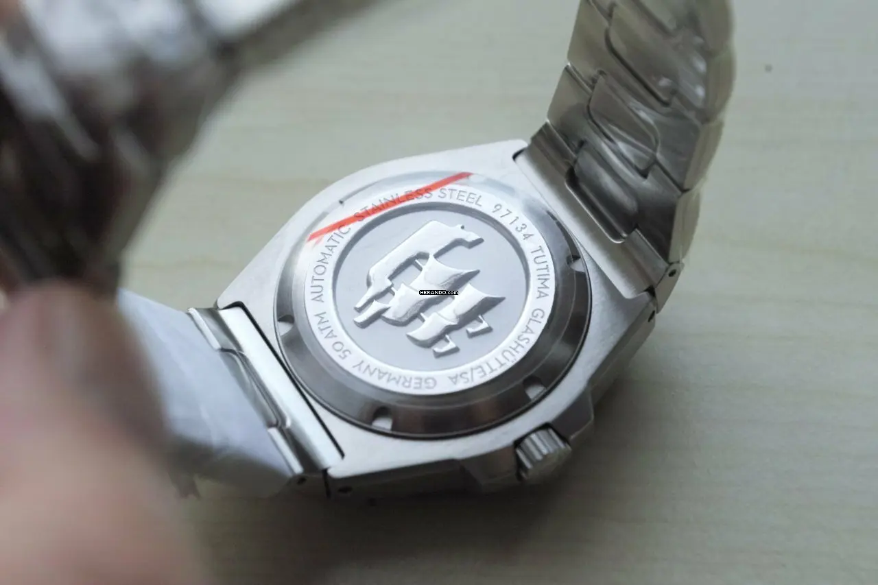 watches-304001-25471231-oi9u4bwhrs2wrxl1mavnl3uz-ExtraLarge.webp