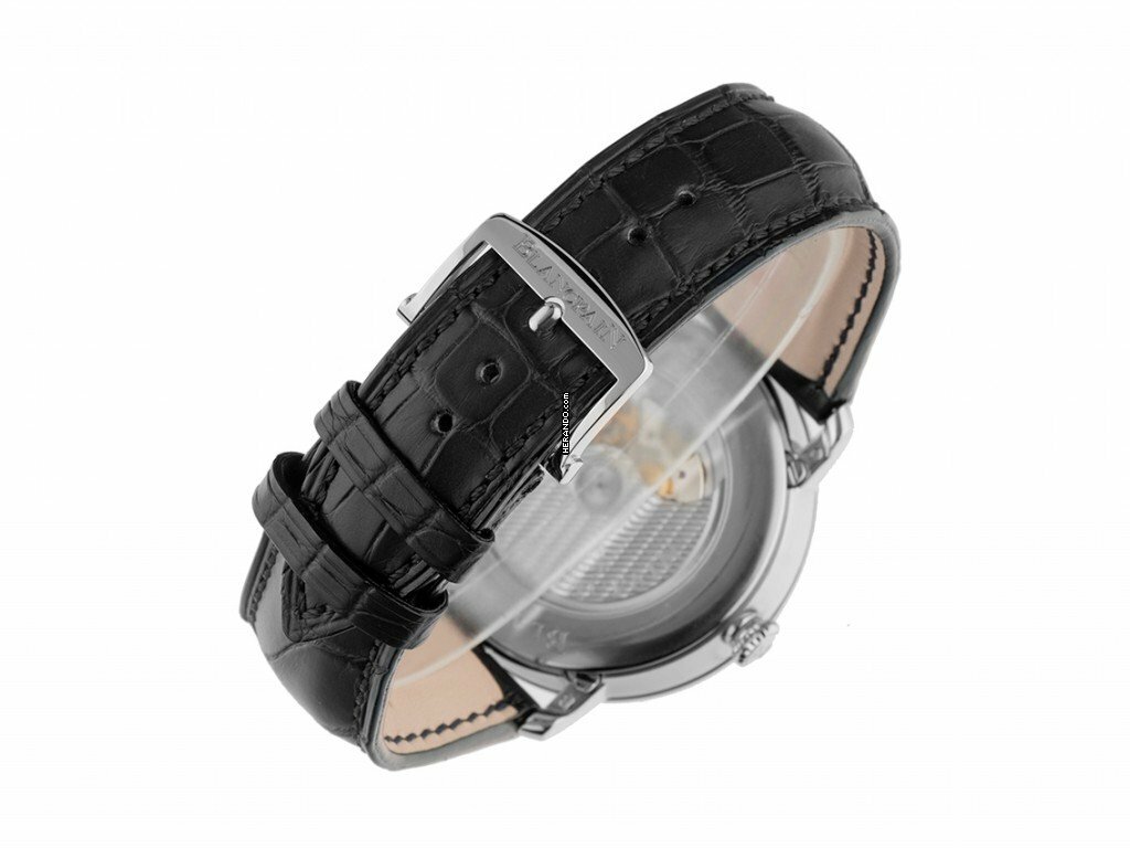 watches-308450-26067789-cgr29ohi5v5eztbduujh8td0-ExtraLarge.jpg