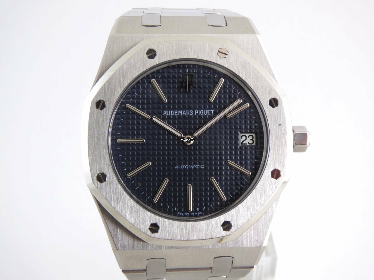 watches-308621-26098246-g7emef8u1z4xebmcru885z1c-ExtraLarge.jpg