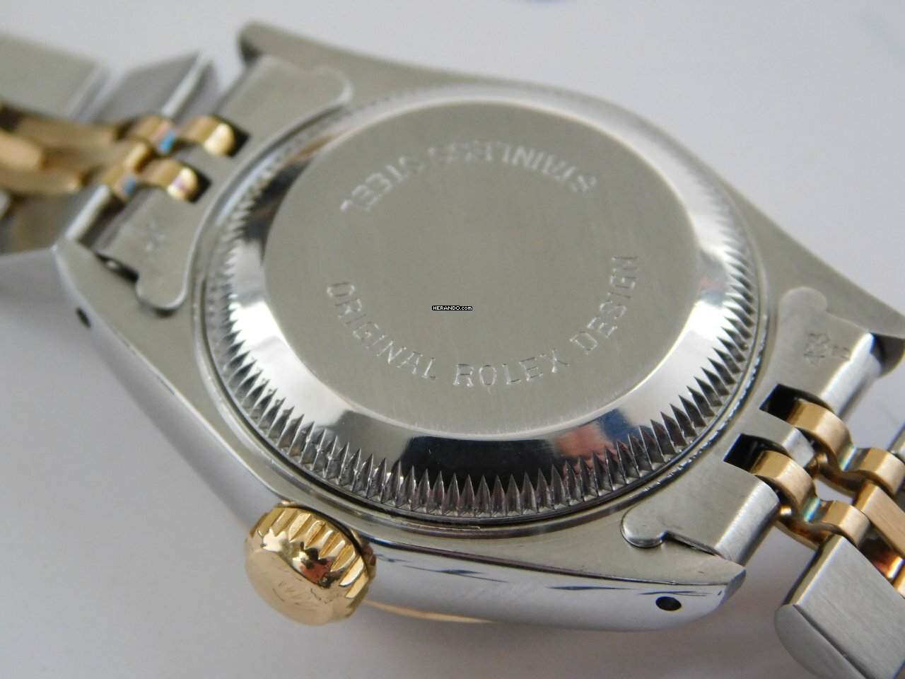 watches-310702-26328763-m357abinhc77iahm6kjvyb59-ExtraLarge.jpg