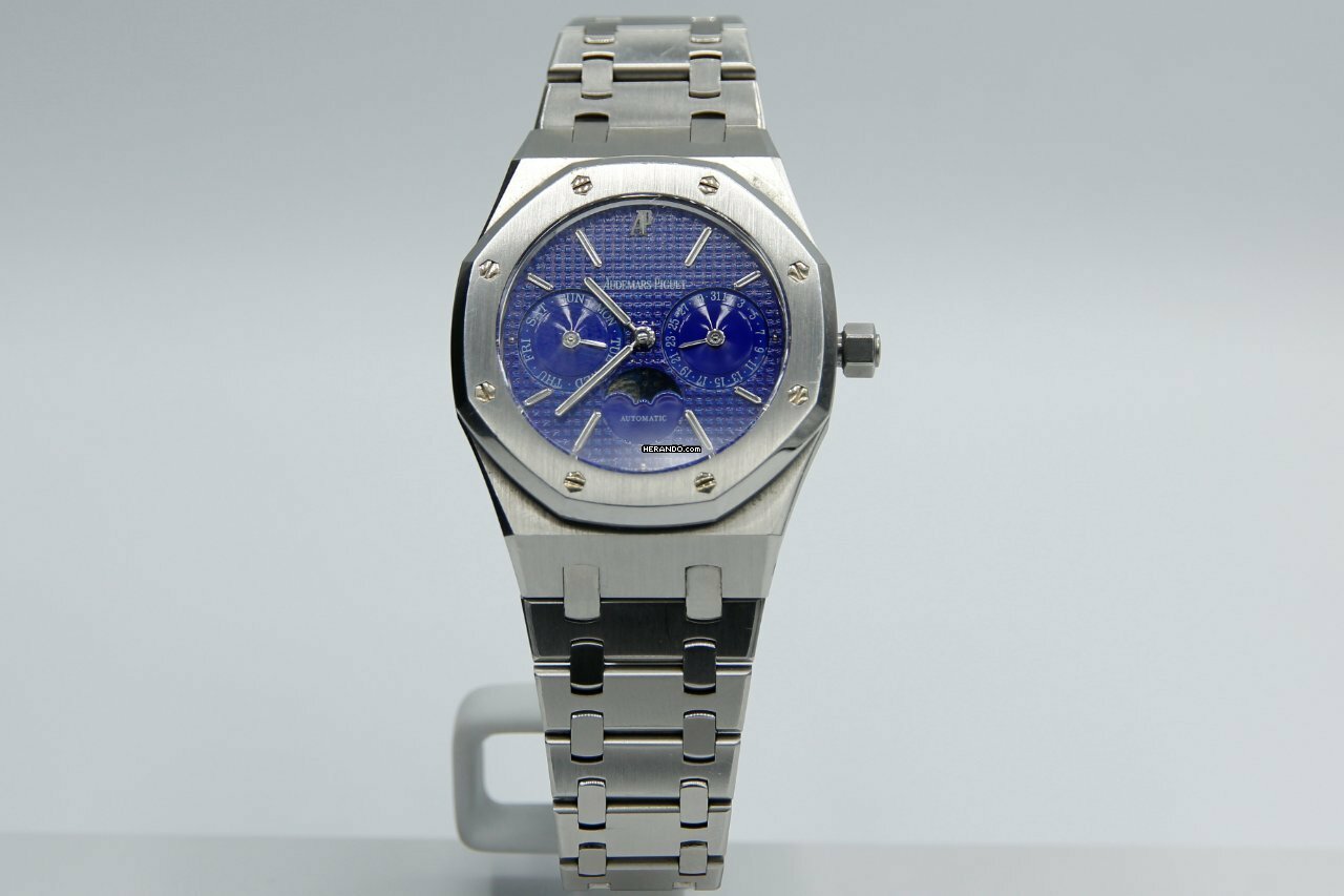 watches-311694-26427118-mmcsogn4749anj2cm2a04tch-ExtraLarge.jpg